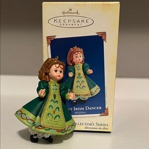 Hallmark Ornament Madame Alexander Series (10th - 2005)